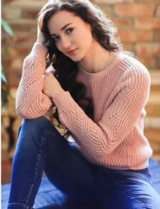 Elite escort service in Patper Ganj for home and hotel visits